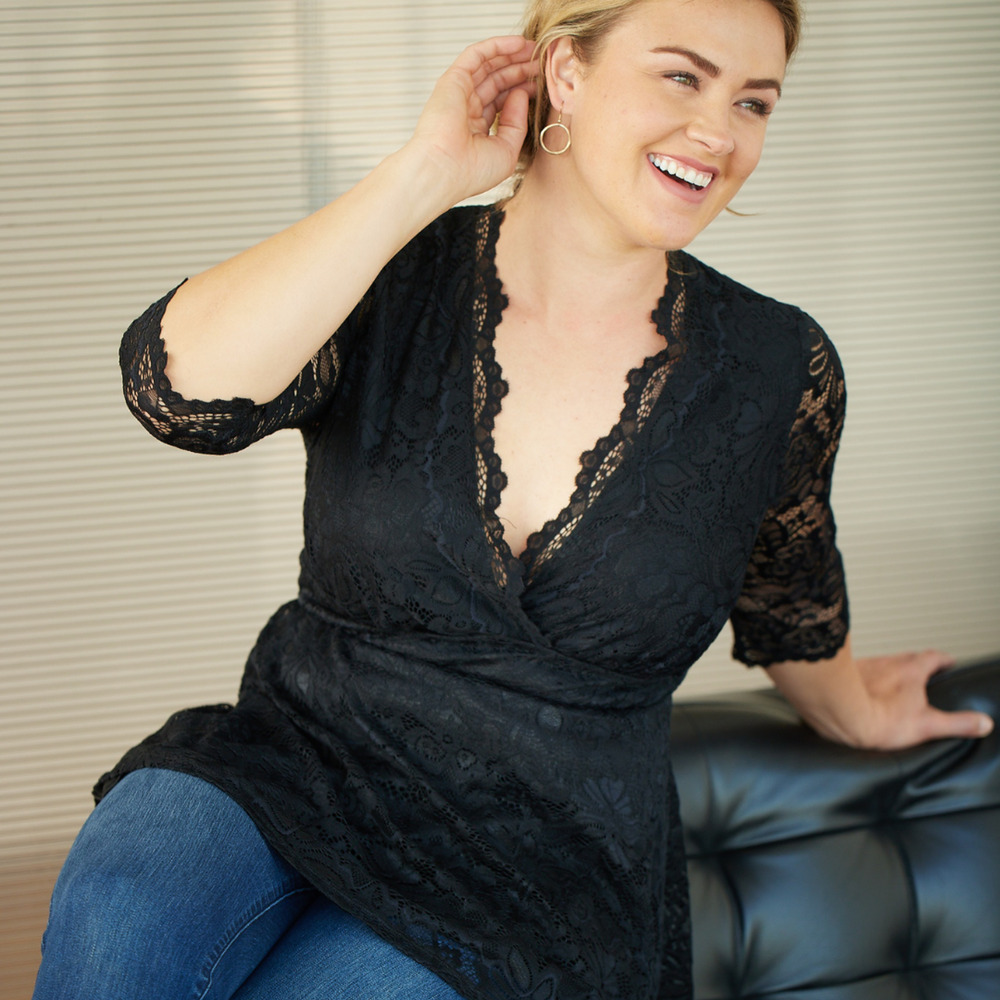 Kiyonna Top 3X Black Linden Lace Empire Waist Dark Romantic Slimming Whimsigoth - Picture 4 of 9